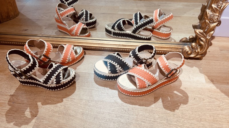 les NU-PIEDS compensés en raphia de FIORINA printemps été 26 Valérie B. chaussures Dieppe 
