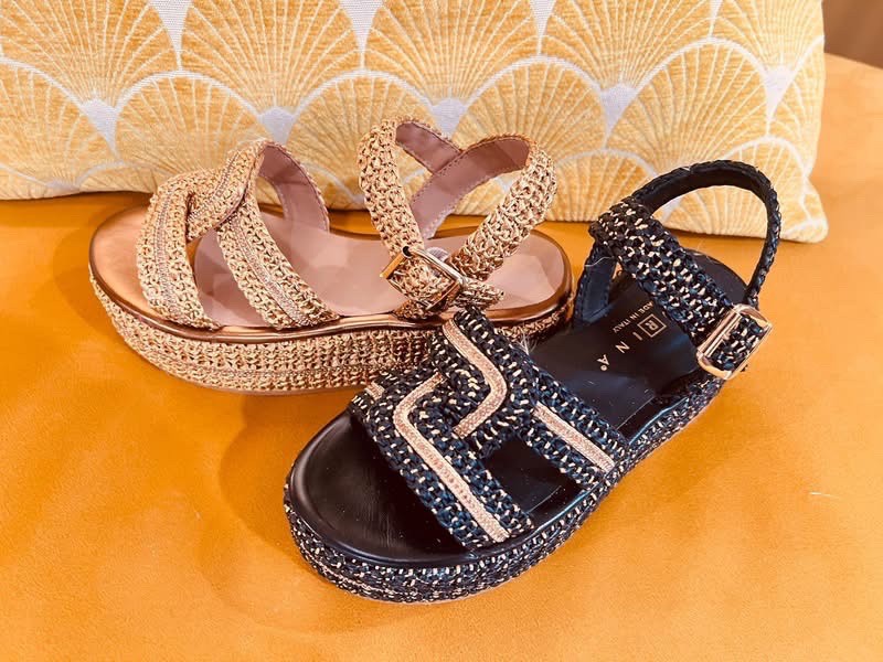 les sandales tressées raphia de chez FIORINA P/E26 une exclusivité Valérie B chaussures Dieppe 