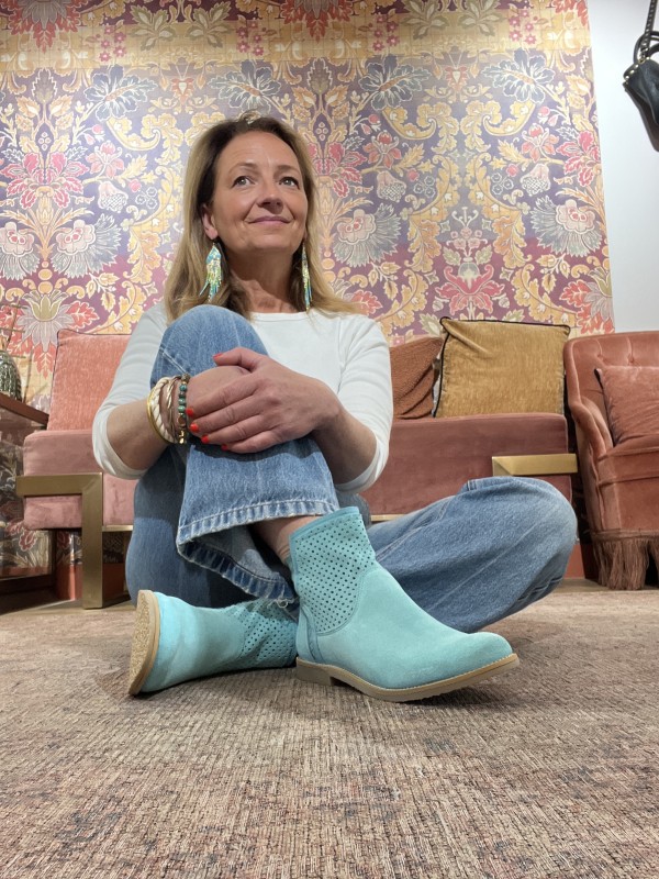 les boots d’été hyper souple FELMINI chez Valérie B chaussures P/E26 