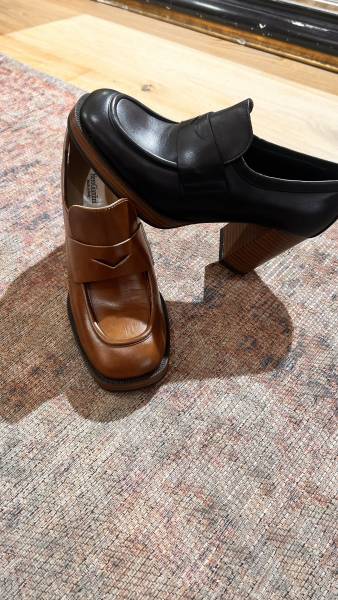 Quel magasin de chaussures pour femmes pour acheter une paire de Mocassins NeroGiardini à Dieppe ?