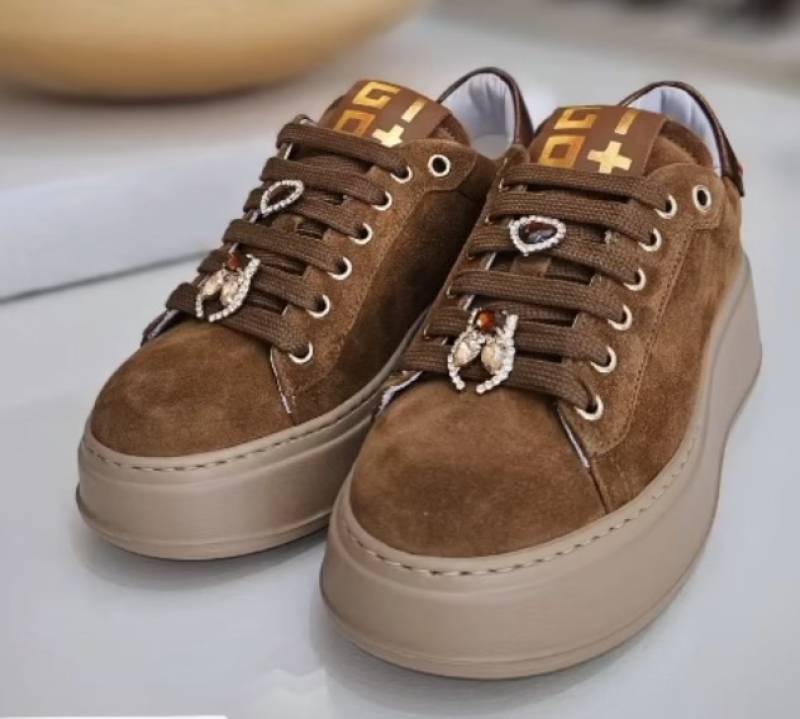 Baskets bijoux GIO+ à Dieppe 76 : Chic et Confort Réinventés